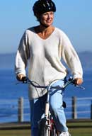 Wer einen gesunden Lebensstil hat - dazu gehört auch regelmäßige Bewegung - hat weniger Probleme mit seinem Blutdruck (Foto: Photodisc)