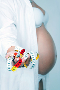 Zu viel Vitamin D in der Schwangerschaft kann das Risiko für eine Nahrungsmittelallergie beim Kind fördern (Foto: JMG / pixelio.de) Zu viel Vitamin D in der Schwangerschaft kann das Risiko für eine Nahrungsmittelallergie beim Kind fördern (Foto: JMG / pixelio.de)